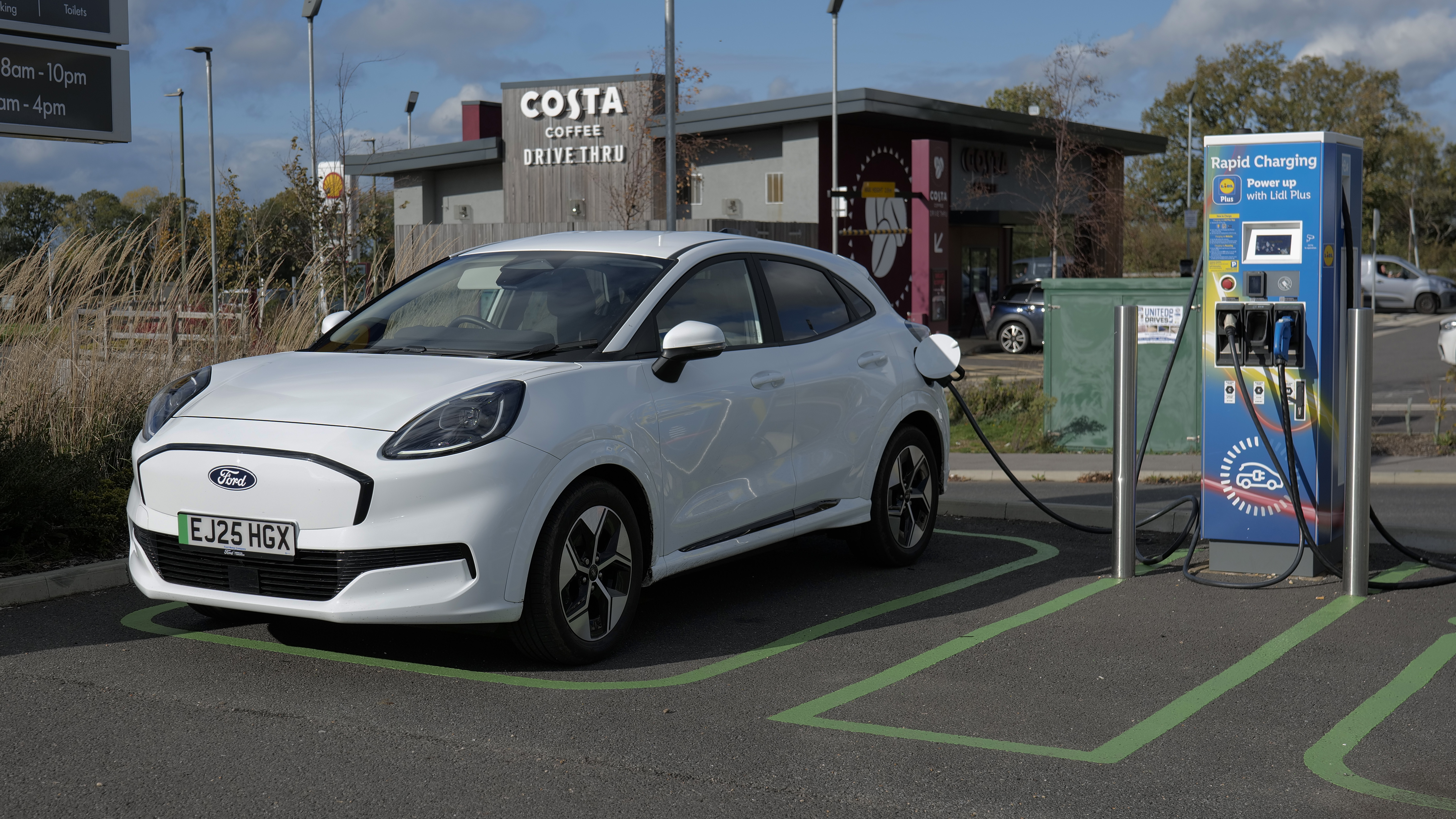 FORD PUMA GEN-E ELECTRIC HATCHBACK SPECIAL EDITIONS 124kW Blue Cruise Edition 47kWh 5dr Auto